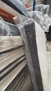 LOT DESTOCKAGE MATELAS